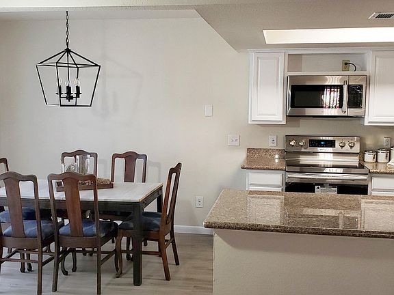 3rd image of 17014 E Calle Del Sol