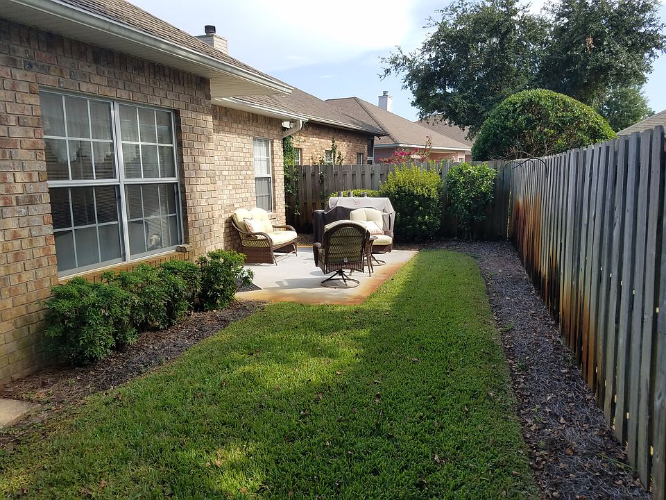 1st image of 1189 Longwood Dr