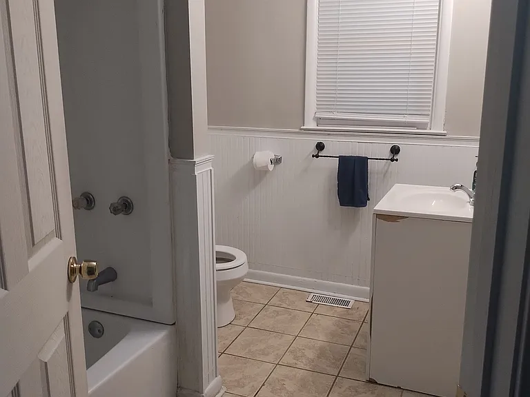 183 Saint William Dr — Photo 11