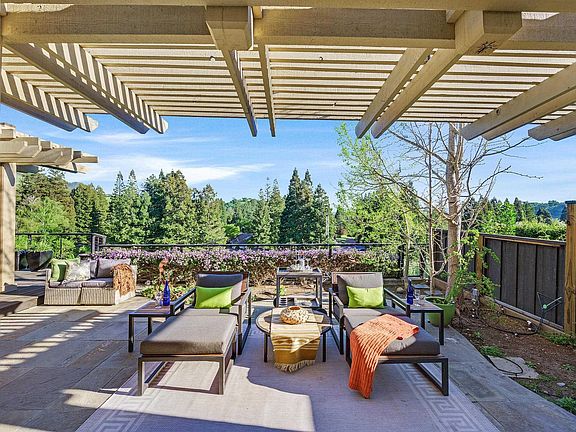 5th image of 159 Golden Ridge Rd