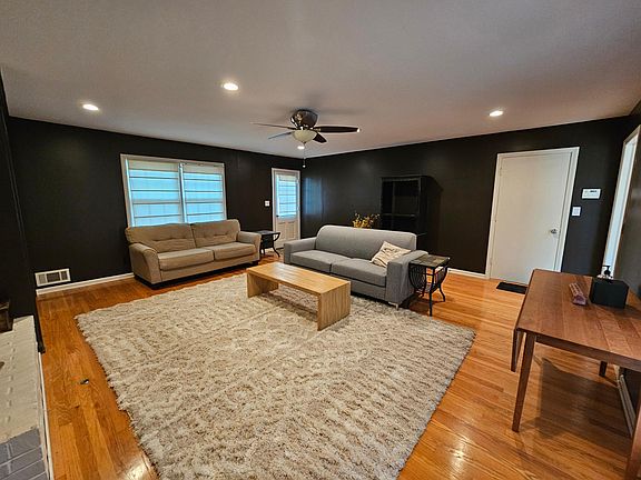 5th image of 1000 W 89th St