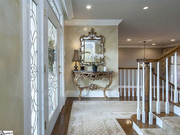 3rd image of 1400 Thornblade Blvd Unit 26