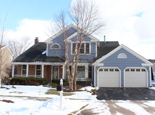 425 Potomac Ln, Elk Grove Village, IL 60007