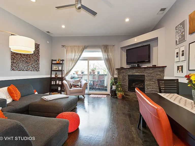 2429 W Cortez St #3 — Photo 2