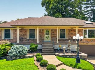 468 Falaise Dr, Saint Louis, MO 63141