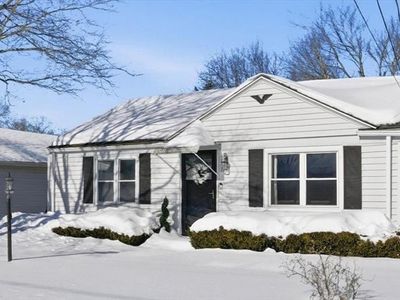 11 Midway Dr, Warwick, RI, 02886