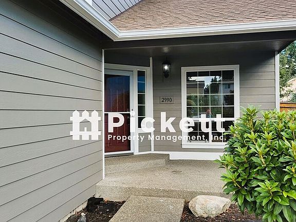 2nd image of 2990 NE Mercer Ct