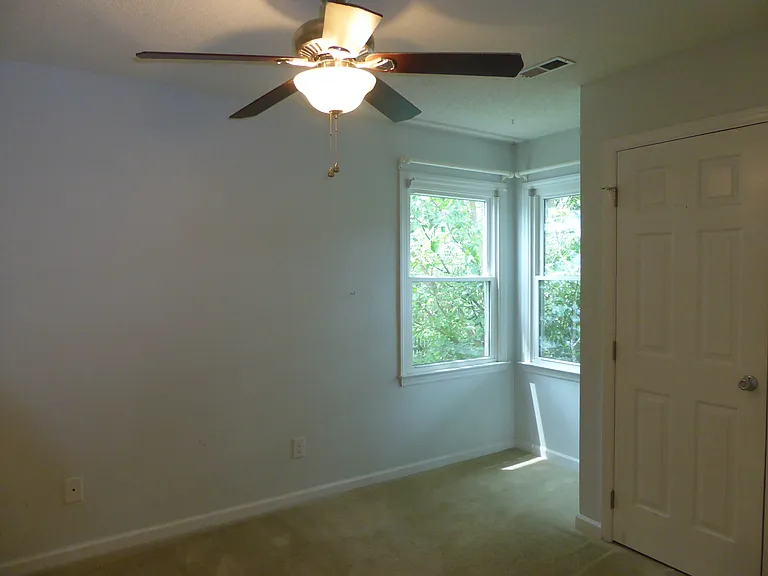 2333 Declaration Dr — Photo 20