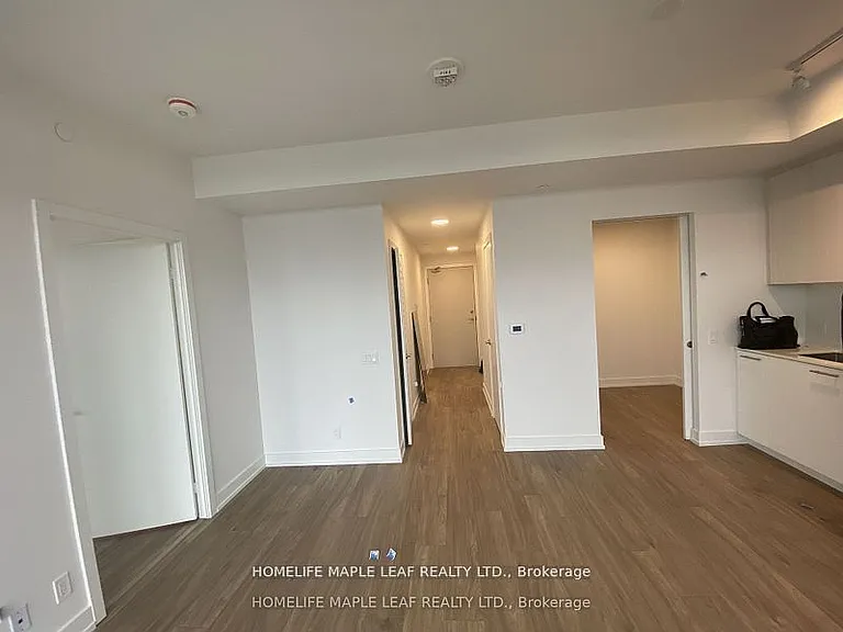 225 Veterans Dr #1001 — Photo 15