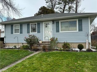 5 Crestwood Ave, Watertown, CT 06795