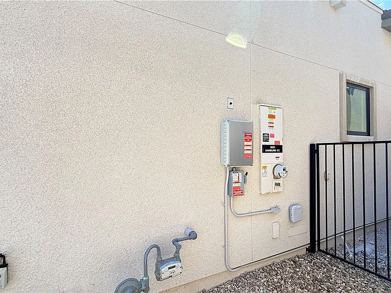 5021 Sandline Ct — Photo 24