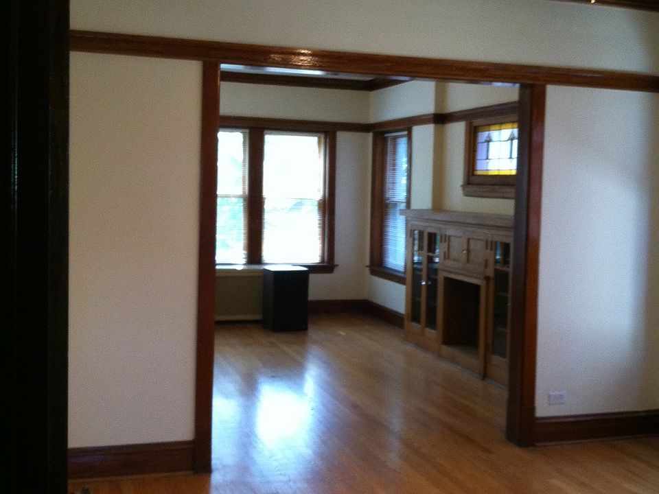 1st image of 2138 W Cortland St