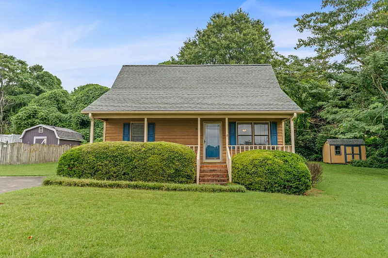 318 W Dalton Rd