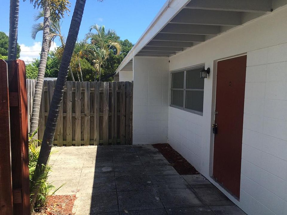 1st image of 1234 17th Ave N APT 2