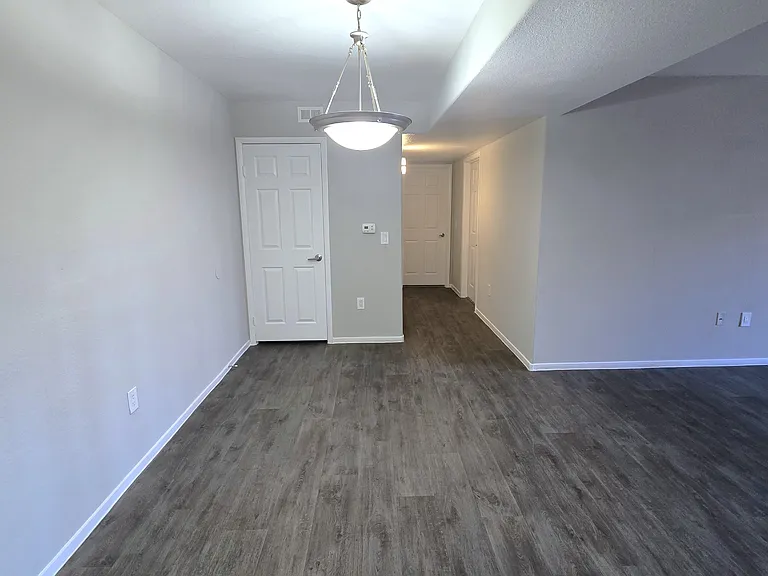 Alterra Apartments — Photo 42