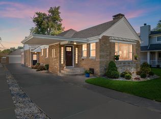 334 Ellendale Pkwy, Crown Point, IN 46307