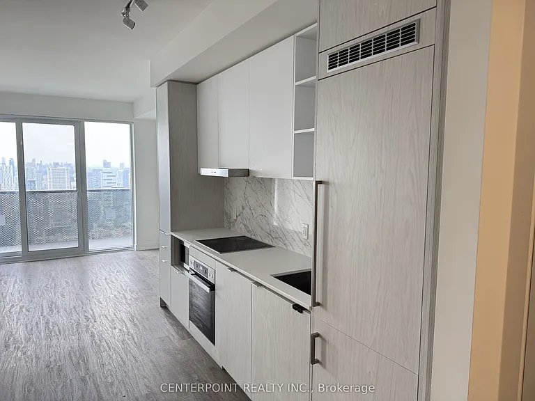 55 Cooper St #6703 — Photo 8