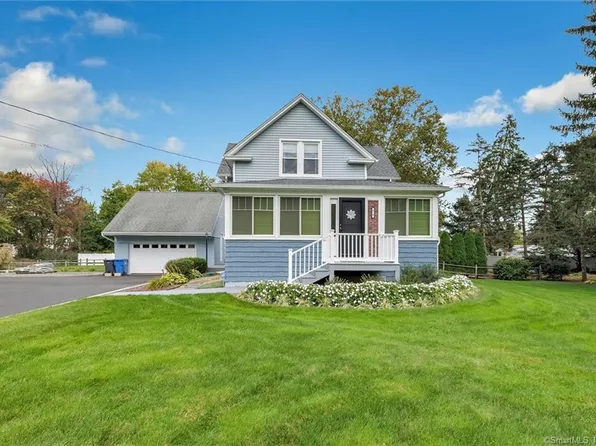 870 Daniels Farm Road, Trumbull, CT 06611