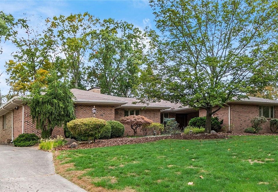 1st image of 2809 West Dr