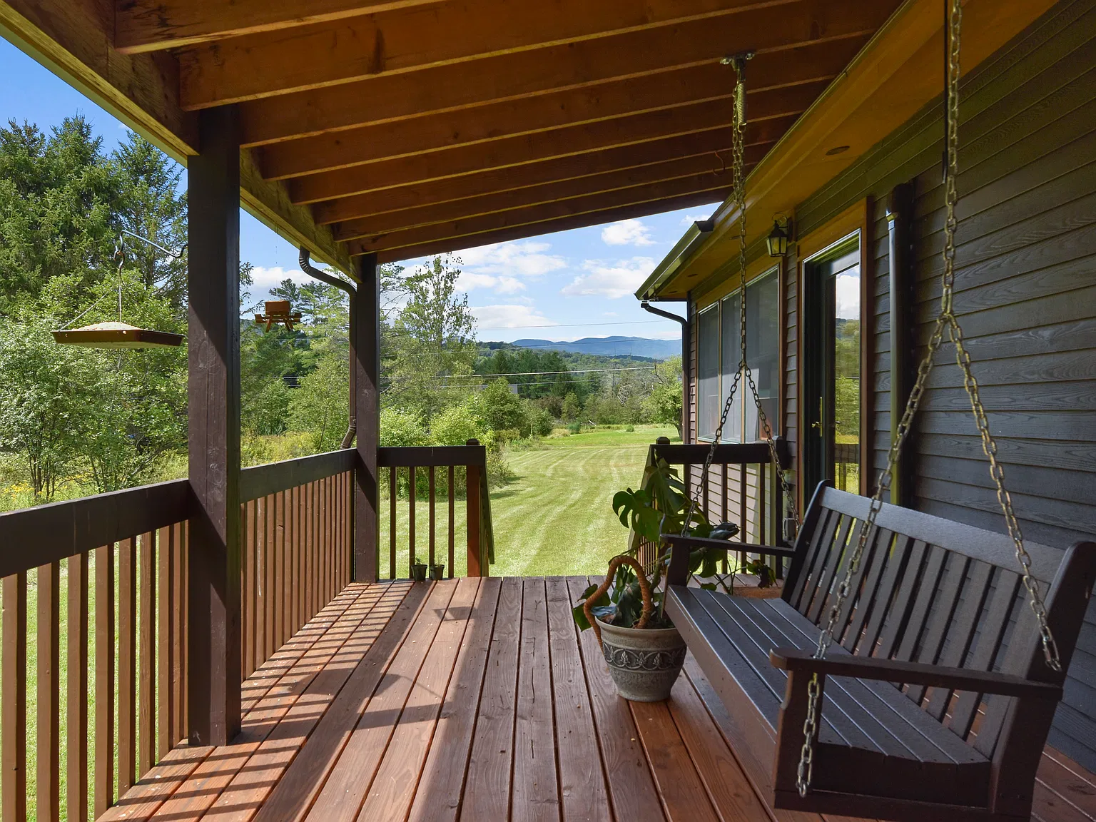 3 bed, 1943 sqft, $3,000 — Photo 3