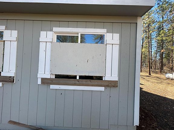 4th image of 29352 Roads End Rd