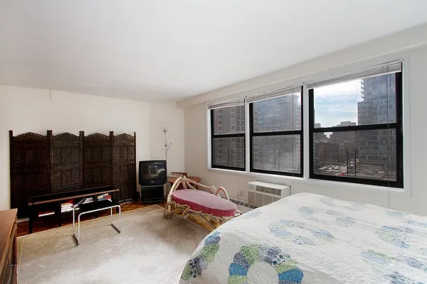 Sold by Corcoran | media 18