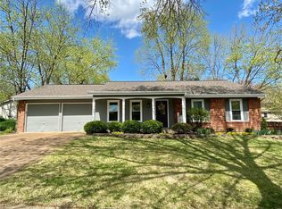 1413 Mautenne Dr, Ballwin, MO 63021