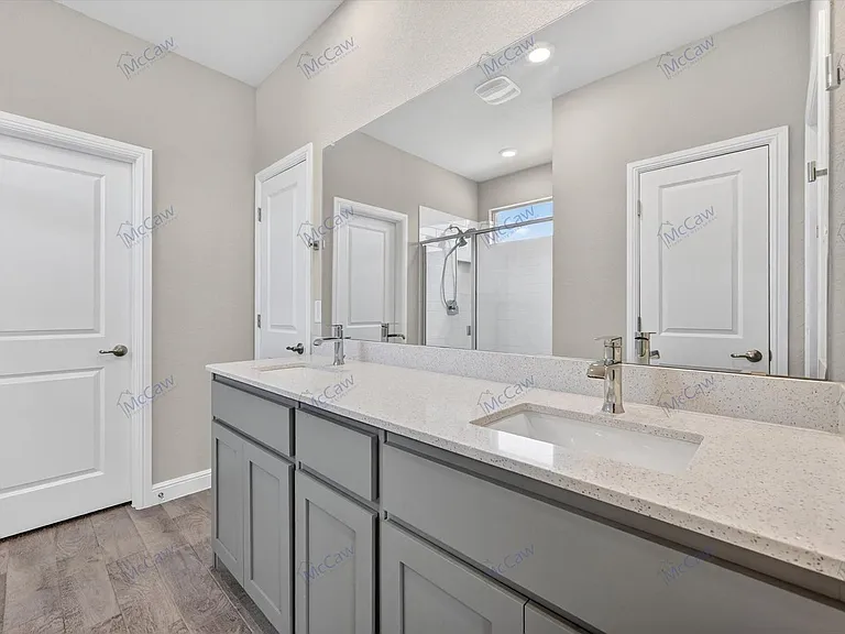 2521 Dunbarton Dr — Photo 14