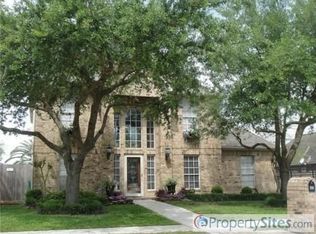 1914 Deertrail St, Deer Park, TX 77536
