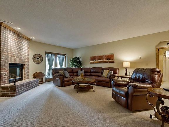 2nd image of 1006 Tiffany Ct