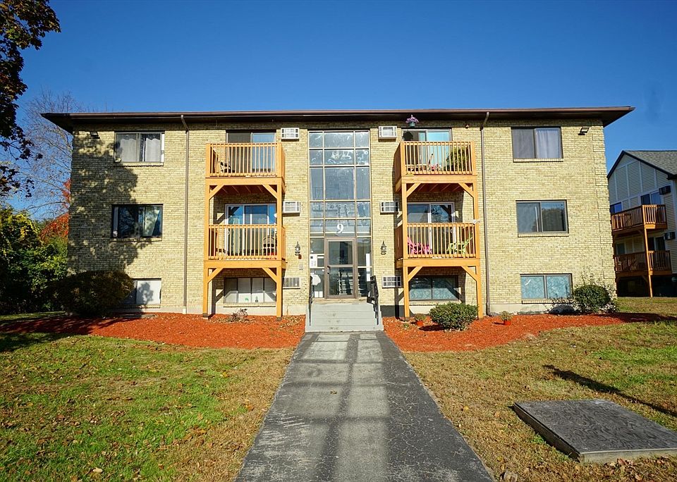 1st image of 9 Lancelot Ct APT 14