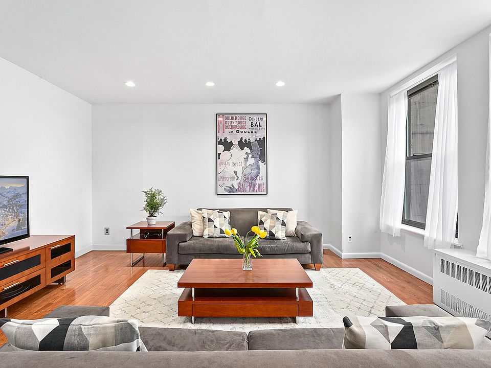 1st image of 75 Livingston St APT 13A