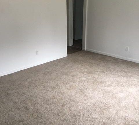 2nd image of 9807 Vickie Pl