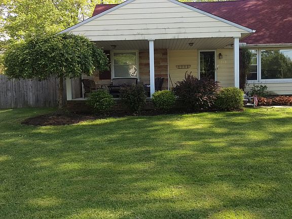 2nd image of 8070 Cherry Ln