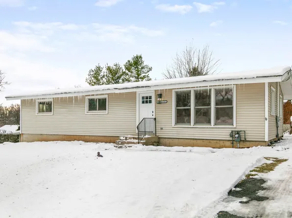 6305 Robert Rd, Cary, IL 60013