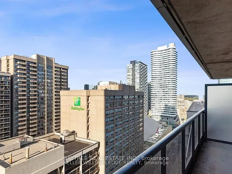 25 Carlton St #2308 — Photo 15