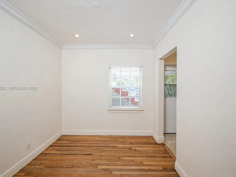237 Madeira Ave #1 — Photo 10