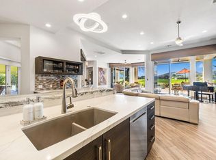 282 Loch Lomond Rd, Rancho Mirage, CA 92270