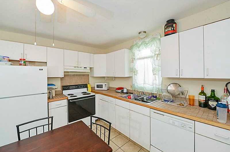Eat In Kitchen