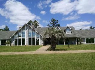 449 County Road 4132, Atlanta, TX 75551