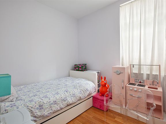 2nd image of 154 Attorney St APT 403