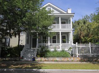 44 Eastlake Rd, Mount Pleasant, SC 29464
