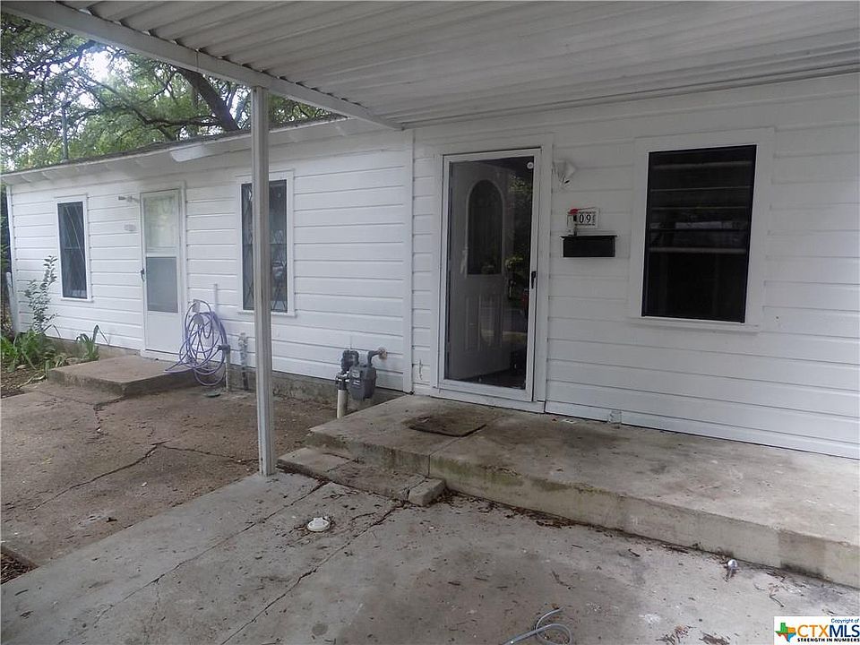 1st image of 709 Mary Jane St