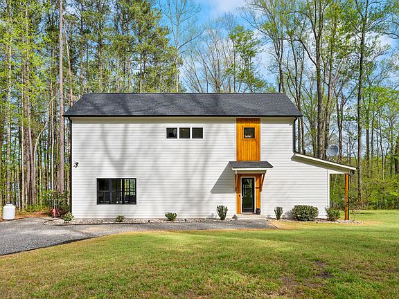 5th image of 401 Oakwood Ln