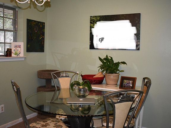 4th image of 2629 Danbury Dr