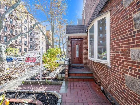 36-20 167th St #1, Flushing, NY 11358