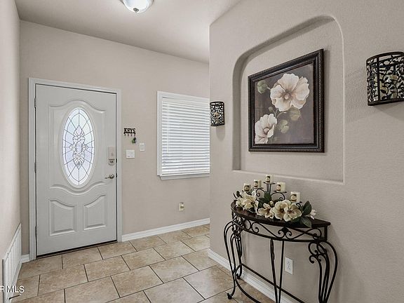 5th image of 3889 Loma Cortez Dr