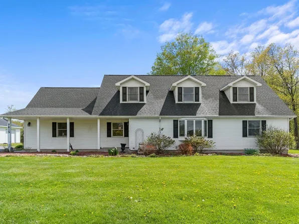 7819 Greenwell Rd, Churubusco, IN 46723