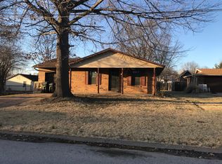 211 Dale St, Waterloo, IL 62298