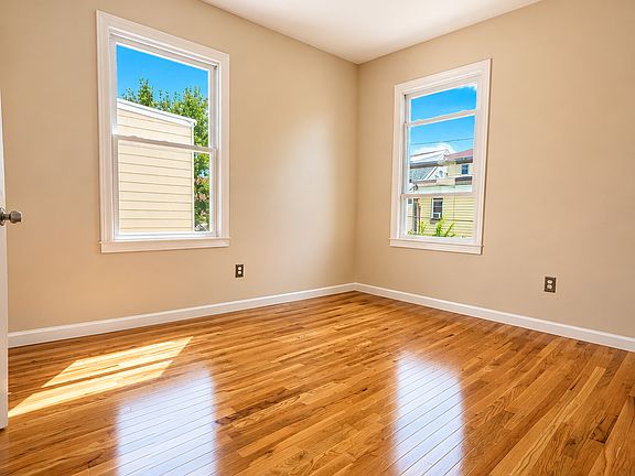 4th image of 219 Renner Ave Floor 2